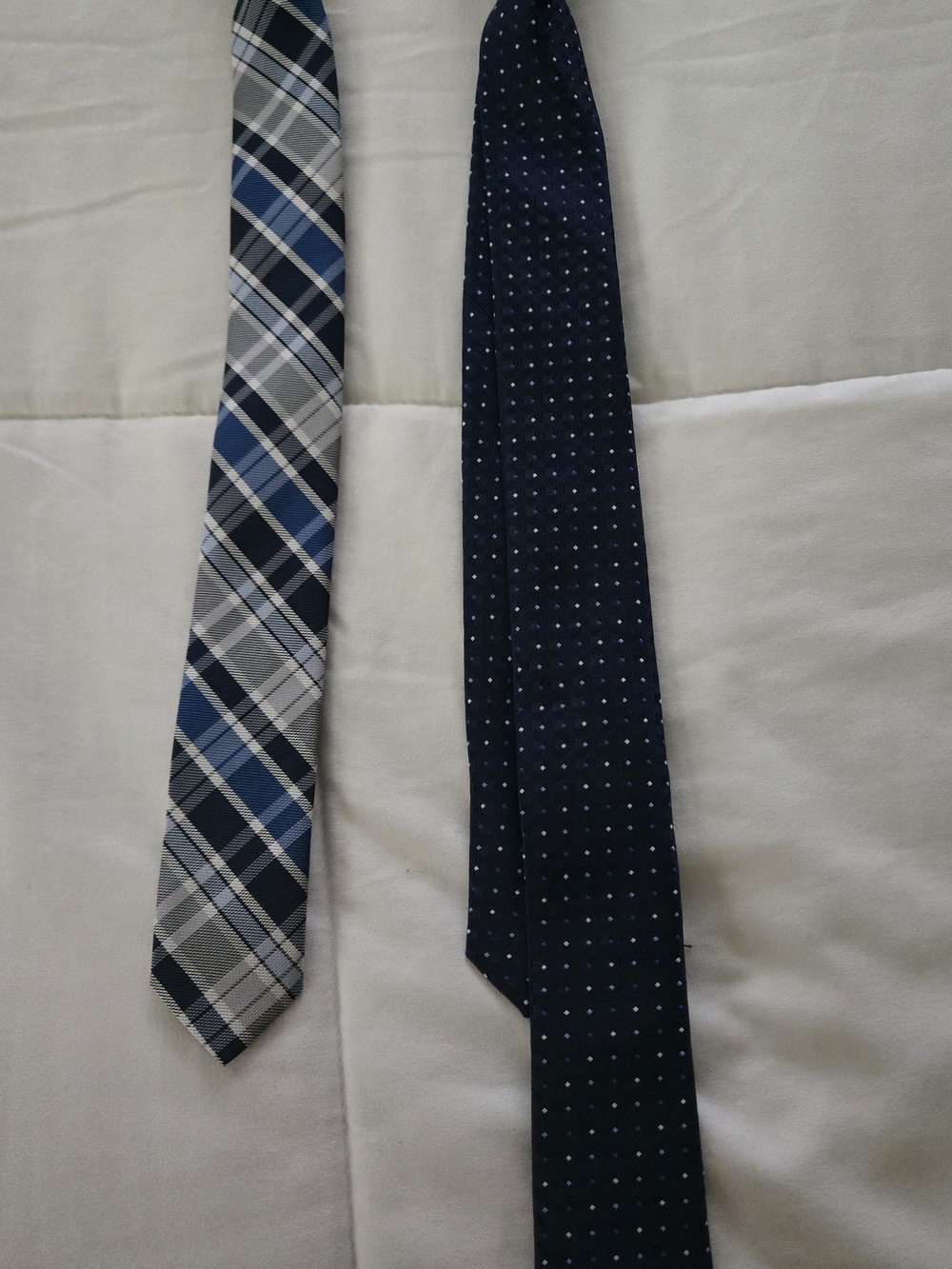 Stafford Navy Polka Dot Tie